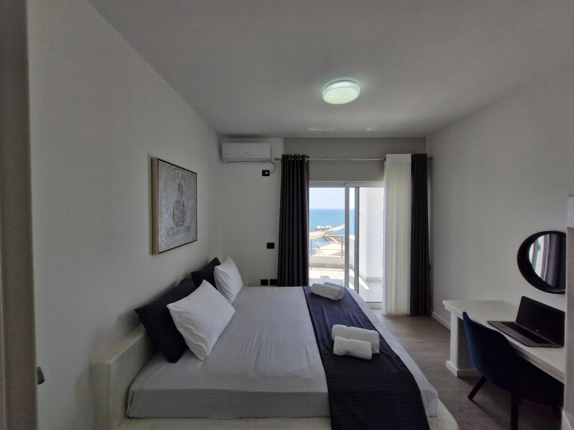 Luxury Penthouse Villa Durrës Exterior foto